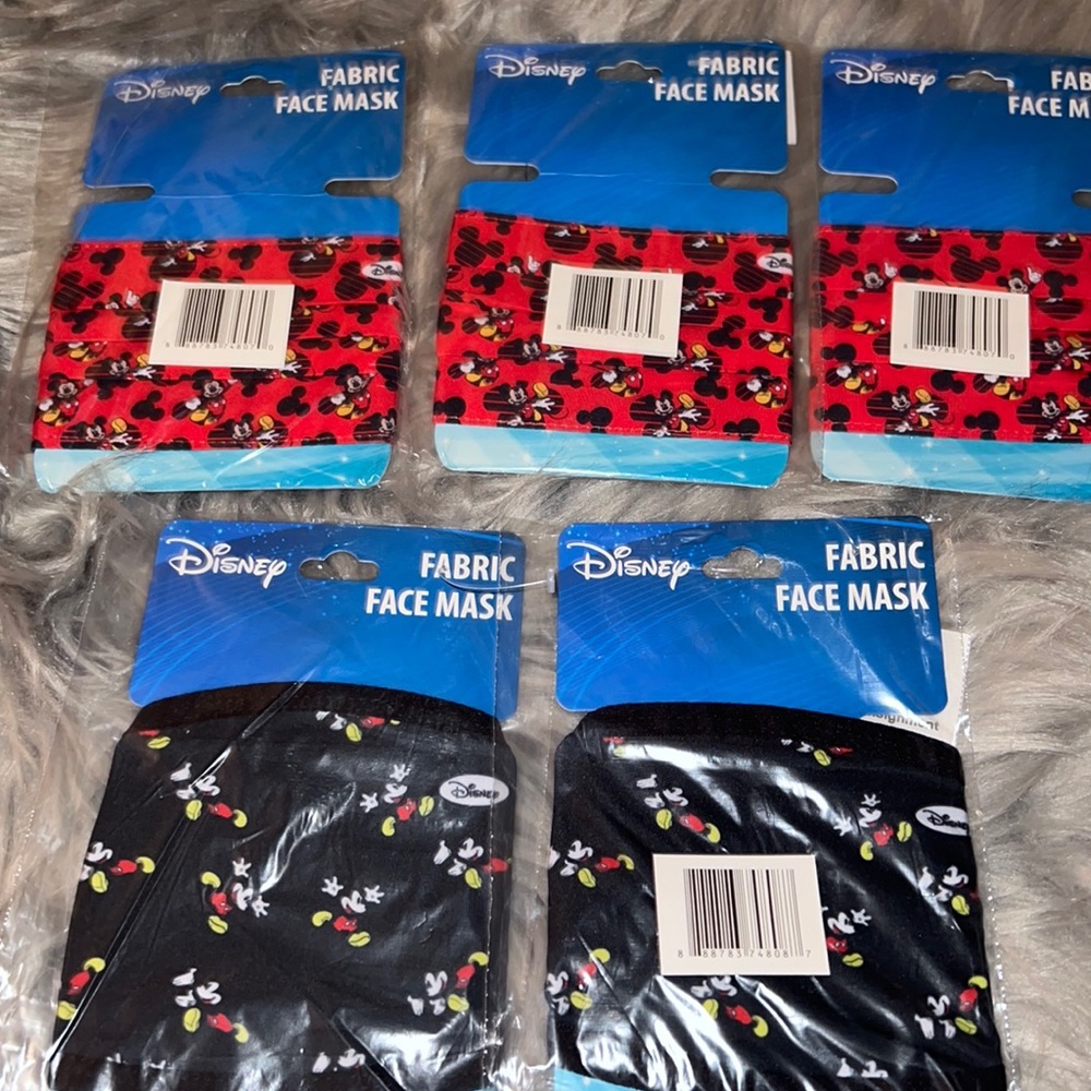 Set of 5 Disney Mickey Mouse face masks for kids